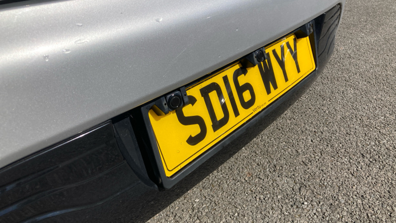 Renault Clio 1.2 16V Dynamique Nav 5dr Petrol Hatchback